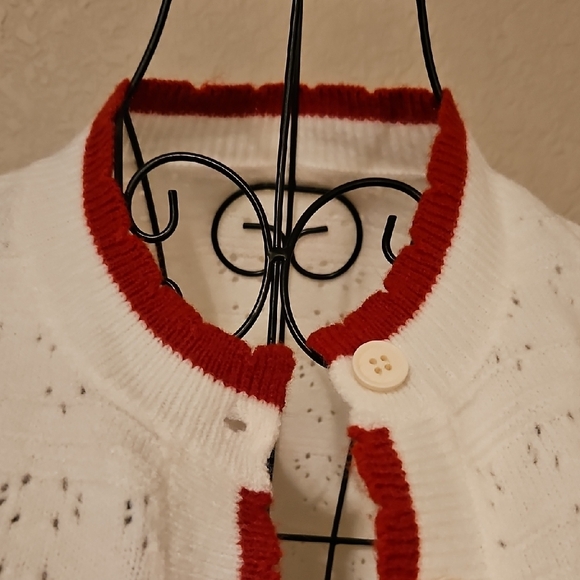 New SHEIN White Cardigan with Red Heart Accents - Picture 6 of 6